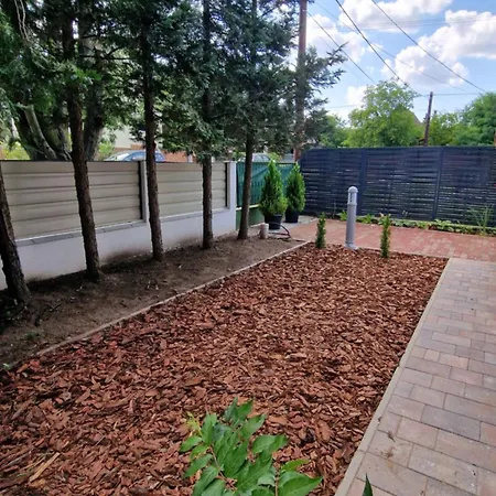 Eden Pihenohaz * Veresegyház