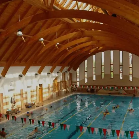 Eden Pihenohaz * Veresegyház